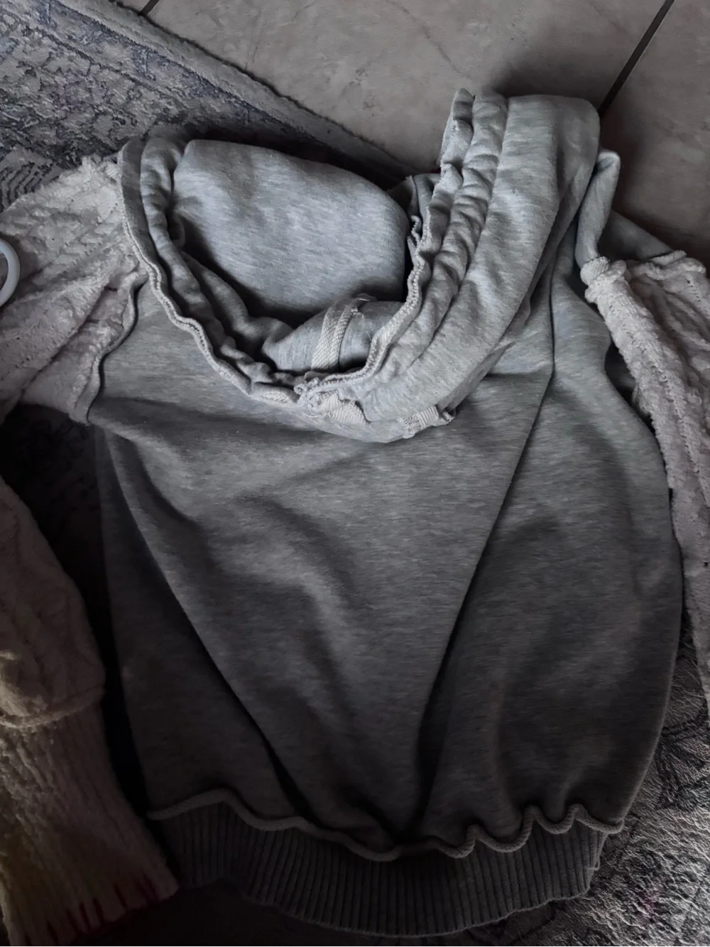 Free People Cozy Light Gray Hoodie with Cream Cable-Knit Sleeves